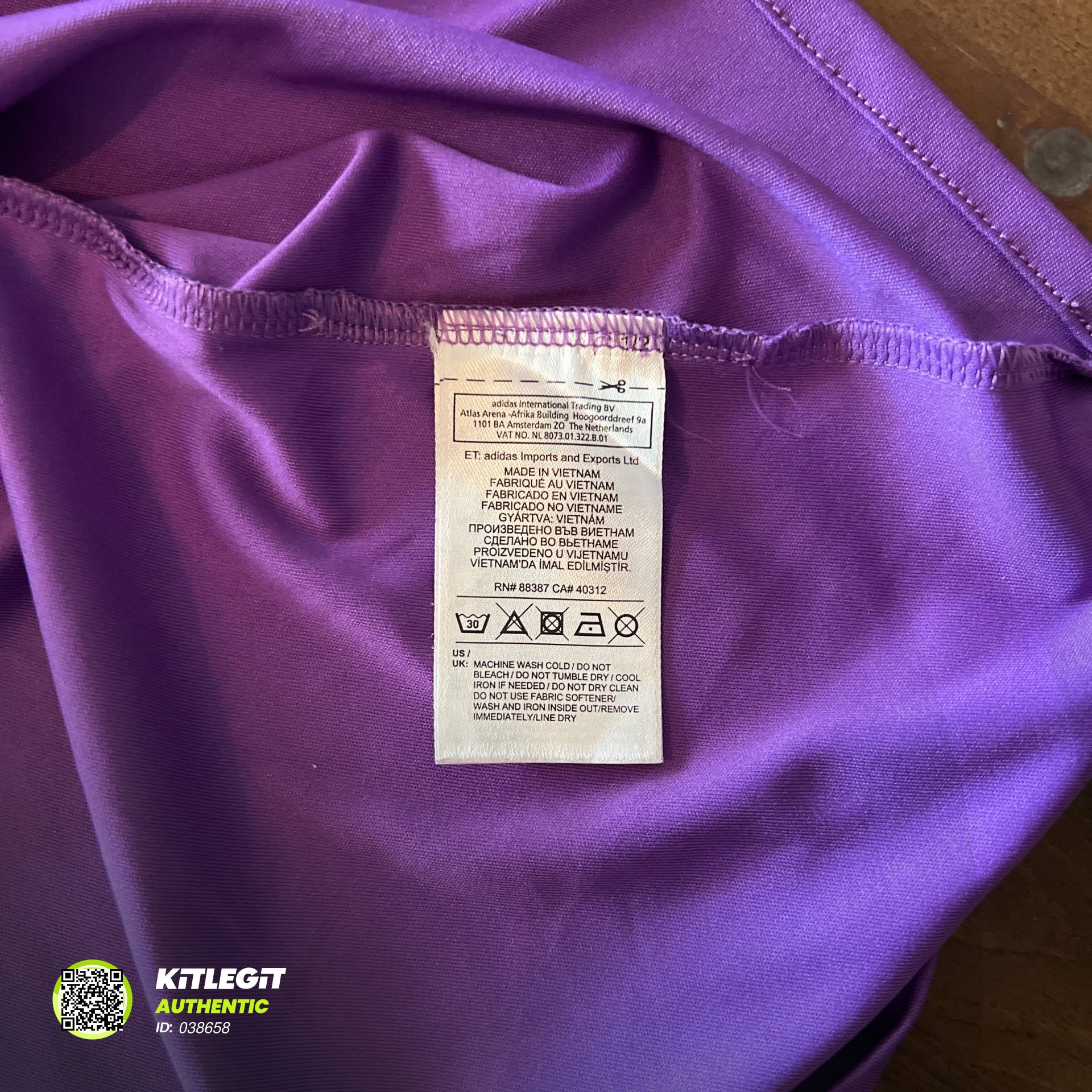 Authenticity evidence image of Real Madrid 2016/17 Adidas Away Shirt (Fly Emirates) - Men's Large