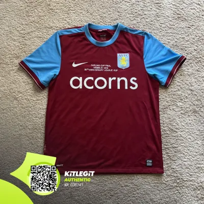 Front view of Aston Villa 2009/10 Nike Home Shirt (Acorns) - Men's Medium