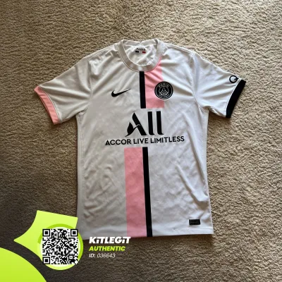 Front view of PSG 2021/22 Nike Away Shirt - Men's Medium