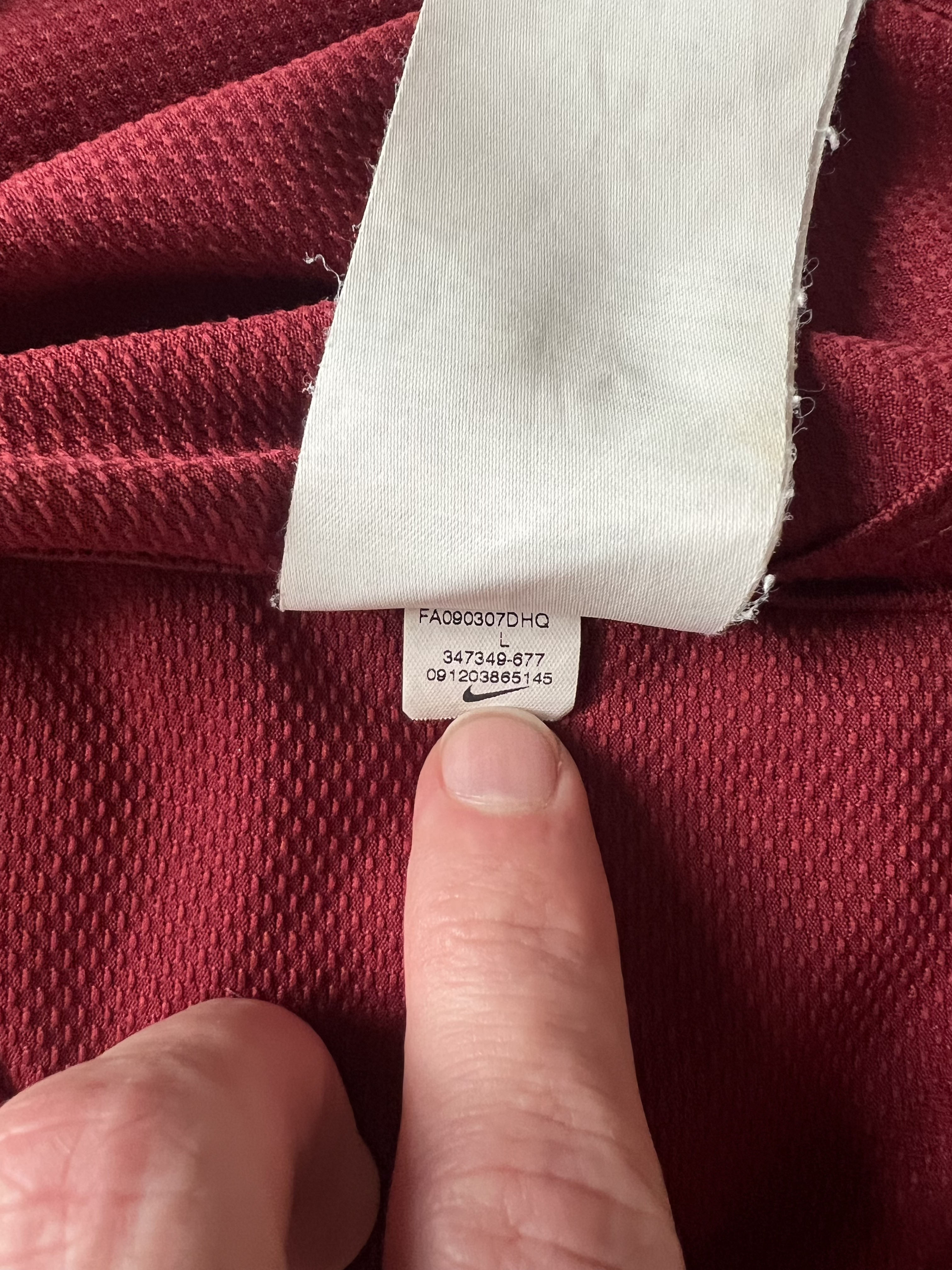 Authenticity evidence image of Aston Villa 2009/10 Nike Home Shirt (Acorns) - Men's Large