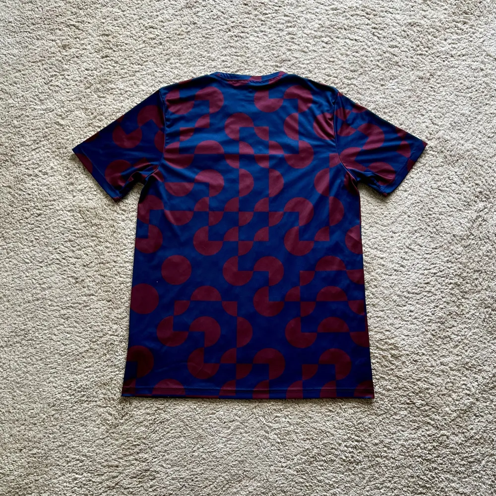 Rear view of Aston Villa 2024/25 Adidas 1 Pre Match Shirt - Men's Medium